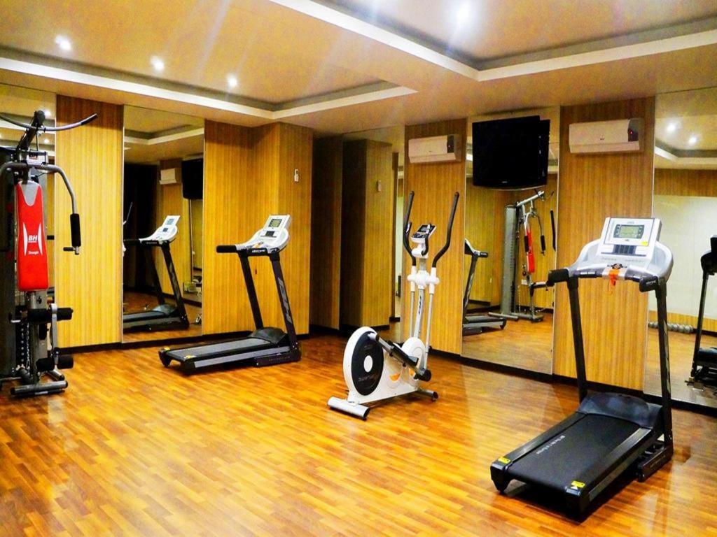 Orchardz Hotel Gajah Mada Pontianak Kültér fotó