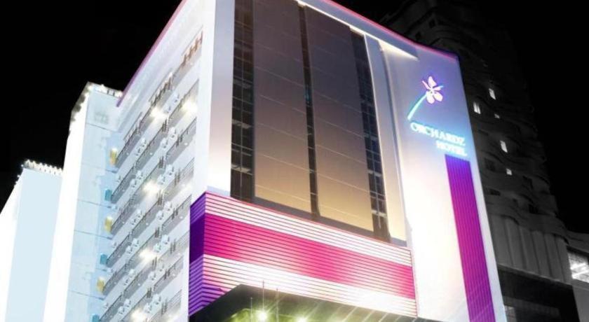 Orchardz Hotel Gajah Mada Pontianak Kültér fotó