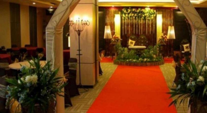 Orchardz Hotel Gajah Mada Pontianak Kültér fotó