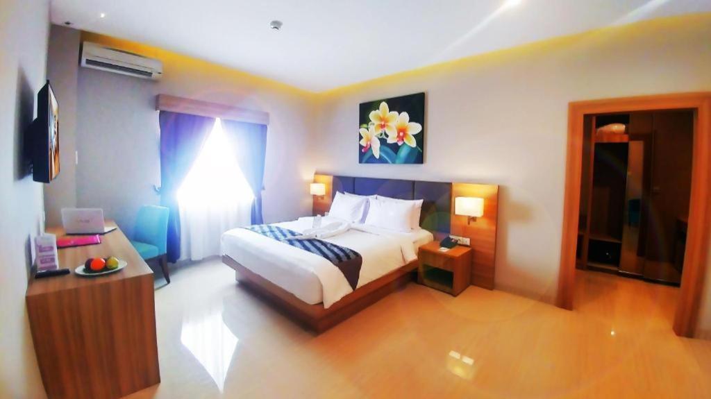 Orchardz Hotel Gajah Mada Pontianak Kültér fotó